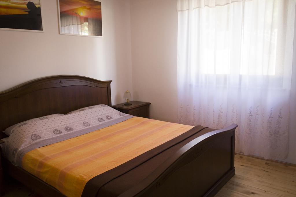 Apartment Sole E Mare Galizana Exterior photo